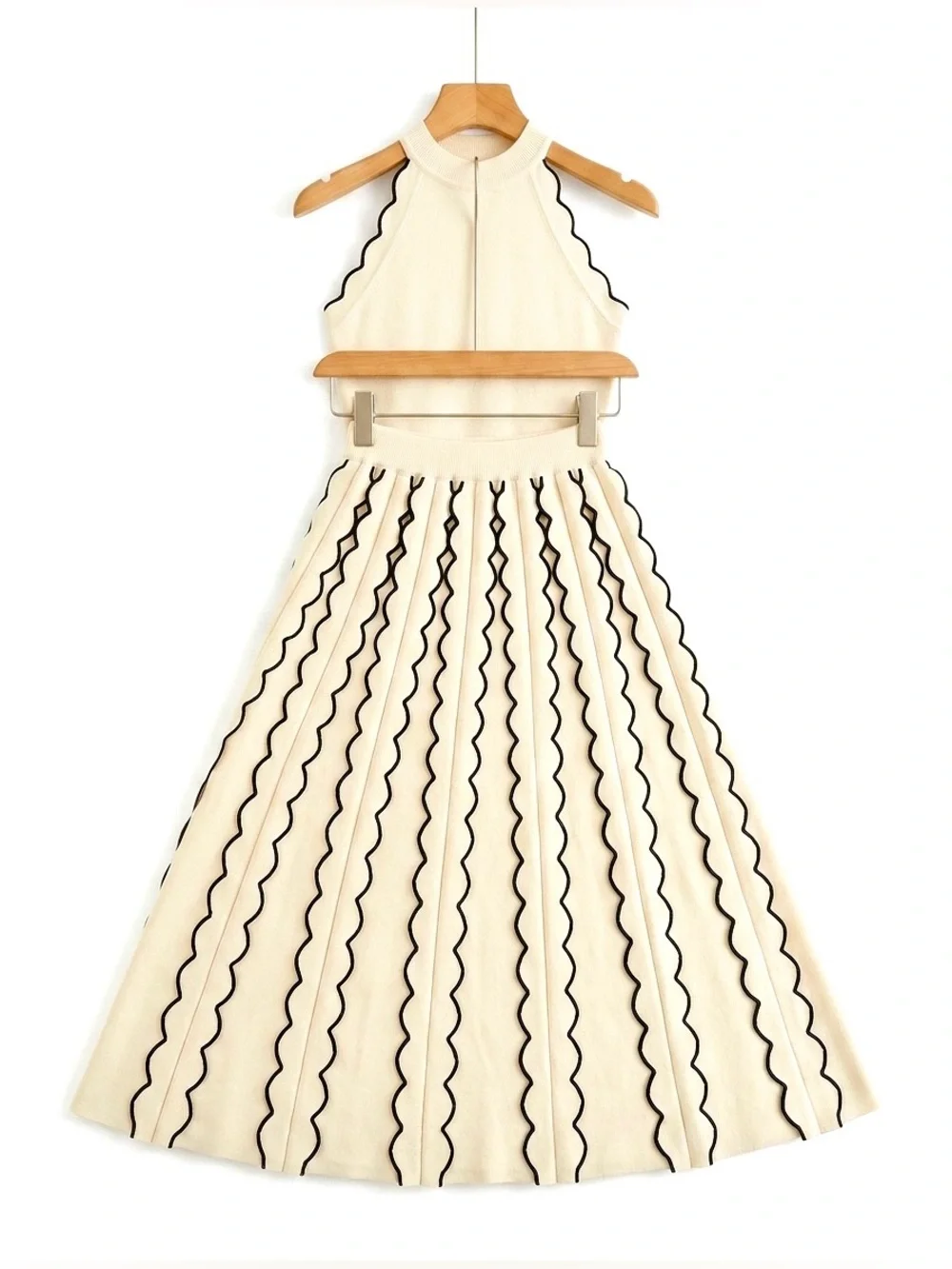 Cream Knit Two Piece Set Scalloped Halter Crop Top Wavy Stripe Midi Skirt Size M - Picture 2 of 11